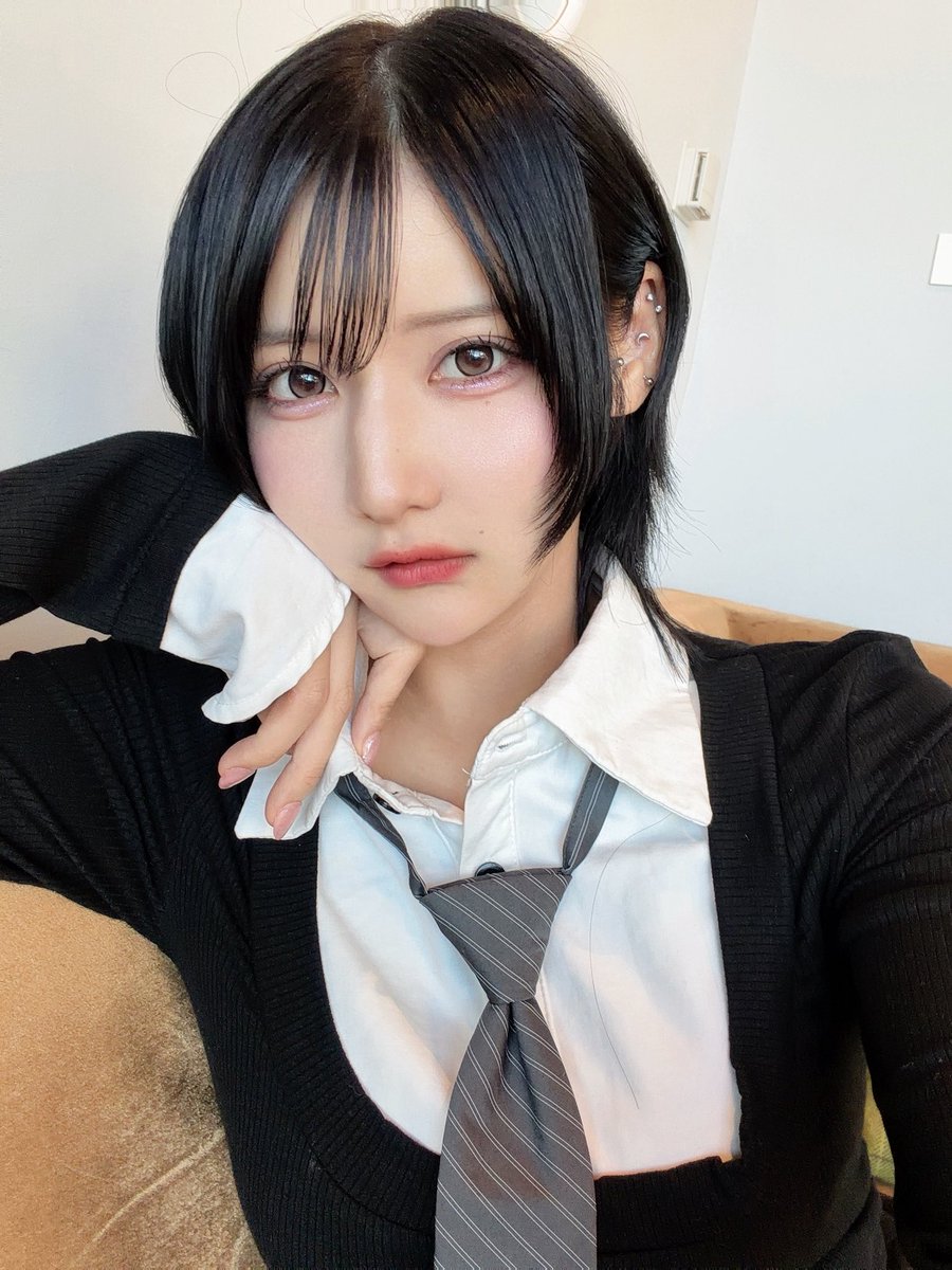 hakanai_yuma's tweet photo. 中性的 メロ顔 ショートウルフ女子 https://t.co/MQJImtHJz5