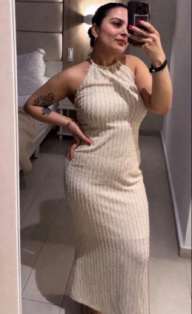 Expoher20's tweet photo. Trying to find her cuck. Help me
Out, please https://t.co/cIiWSY6J46