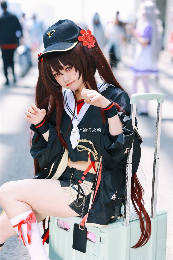 NovaStaruarx's tweet photo. Just hit up the annual anime convention today! Met so many talented cosplayers, snagged exclusive merch and had the best time ever—can’t wait for next year! https://t.co/sxujdSG4a9