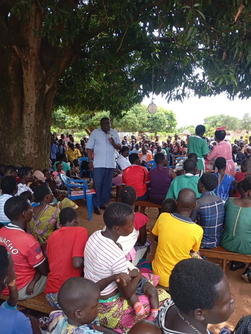 UgandaKal's tweet photo. #KALNetworksForImmunization The ED of Fountain of Justice & Restoration and also the District KAL Coordinator for Lira District is participating in the launch of National Measles-Rubella Immunisation in Akangi H/C II in Lira District. #HappeningNow @UNICEFUganda @MinofHealthUG https://t.co/UERnWV4bNt