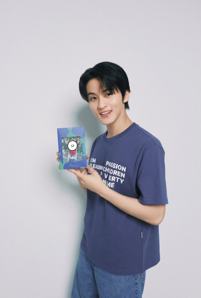 markyuppi's tweet photo. endlessly proud of you, mark lee. https://t.co/uUORUiHn2r