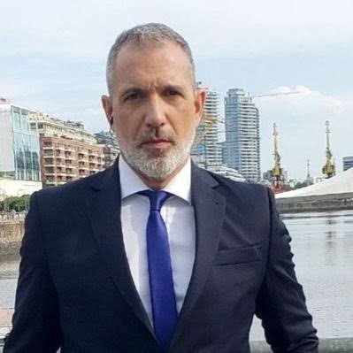 hola_panchito's tweet photo. @charlescaissa Estos muñecos tambien la jugaban de opositores del kirchnerismo en sus buenos tiempos ¿Dónde están ahora? https://t.co/1ufwG86Hpl