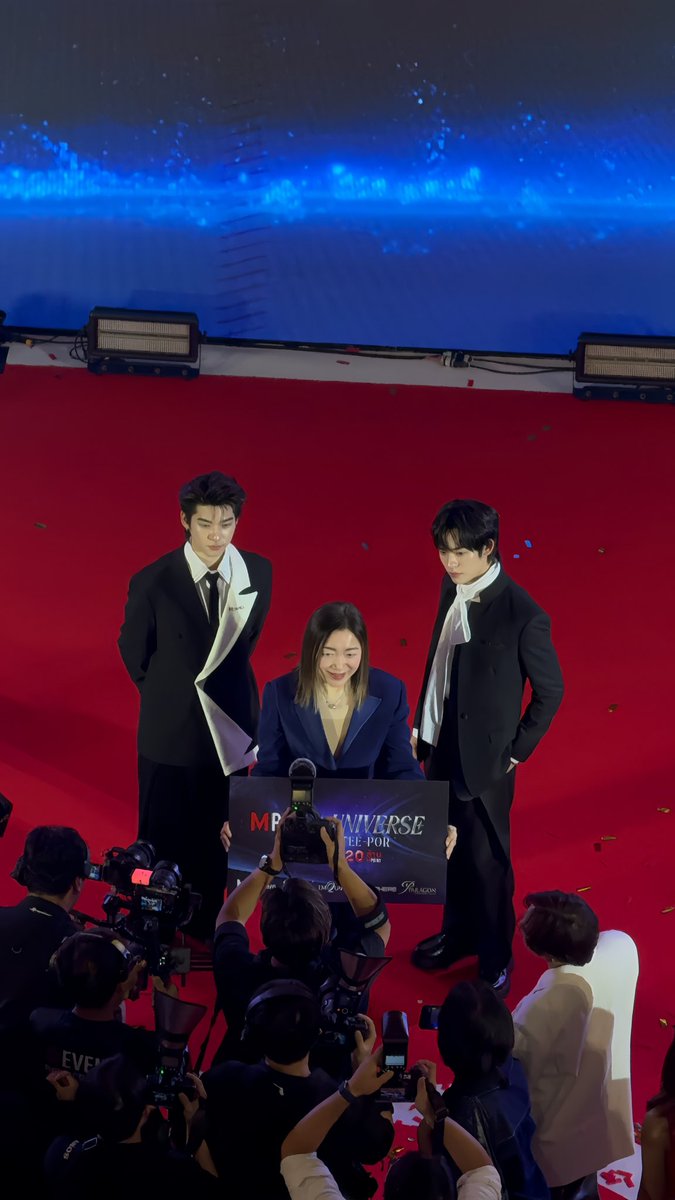 mormukisdiary's tweet photo. หล่อมาก BM ♥️♥️🌟🌟

MCARD NEXT GEN WITH TTP  

#MCardxTeeteePor https://t.co/K6WQPuposq