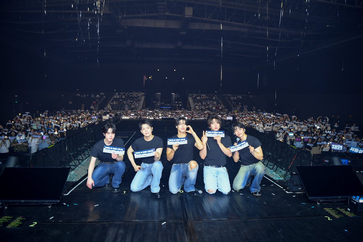 GrandStarCon's tweet photo. รวมภาพบรรยากาศความประทับใจจากงาน 2026 N.Flying LIVE ‘&CON5 : into REM’ IN BANGKOK เมื่อวันที่ 26 กันยายนที่ผ่านมา 💭🌙

ขอขอบคุณ N.Fia ทุกท่านที่มาร่วมสร้างค่ำคืนแห่งความฝันไปพร้อมกับ N.Flying และเติมเต็มช่วงเวลานี้ด้วยเสียงเชียร์และความรัก 🫶🏻✨

..........................................

Highlights of unforgettable moments from 2026 N.Flying LIVE ‘&CON5 : into REM’ IN BANGKOK on September 26 💭🌙

Thank you to all N.Fias for creating this dreamlike night with N.Flying and filling this moment with your cheers and love 🫶🏻✨

#NFlying #엔플라잉
#into_REM
#into_REM_in_BKK
#NFlyinginBKK
#GRANDSTARCONNEXT
#CQENTERTAINMENT