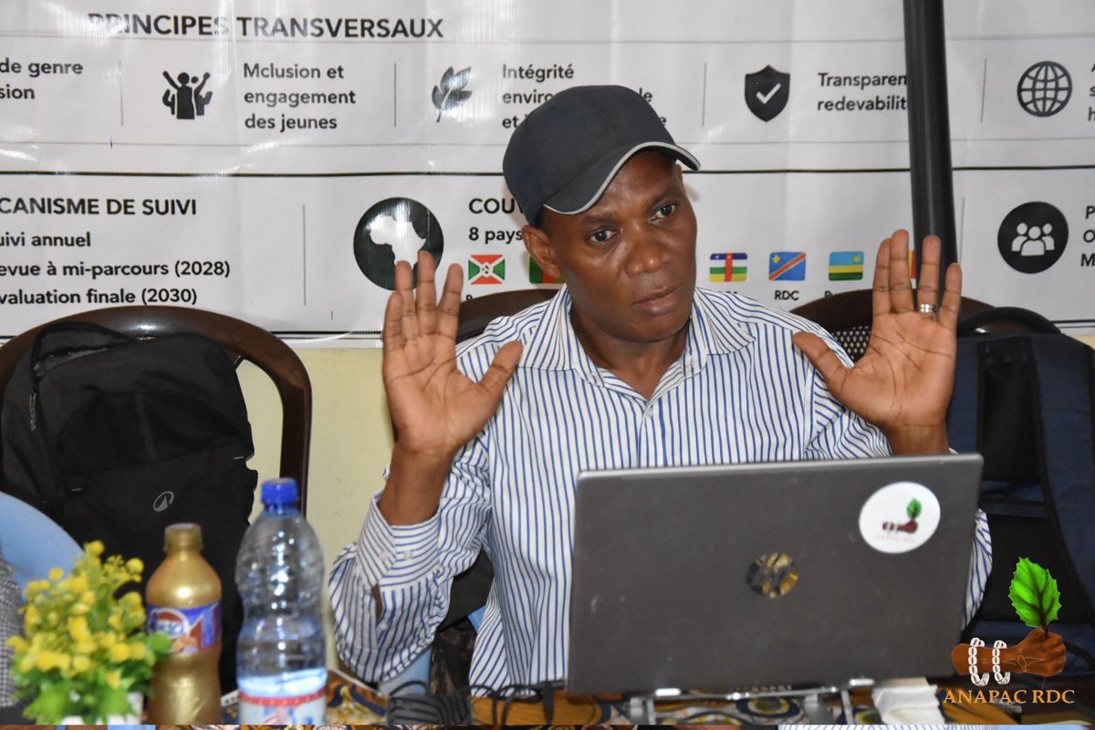 Anapac_DRC's tweet photo. La Task Force s’est réunie mercredi 30/09 à Kinshasa pour travailler sur une Note de plaidoyer en faveur du maintien des acquis et de la prise en compte des contributions des peuples #autochtones #pygmées dans l’avant-projet de loi sur le Code #forestier en #RDC.
@IPsLeadNature https://t.co/OLy3JzaAuf