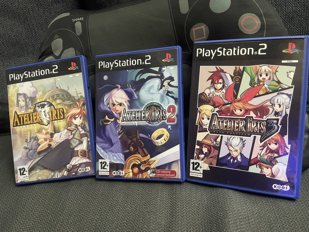 DanaPavan's tweet photo. 41. Atelier Iris - Trilogy
These games matter so much to me. They changed everything and shaped my current tastes in a way that’s difficult to describe.
#OnePhysicalGameEveryDay https://t.co/IfBcmKFDTe