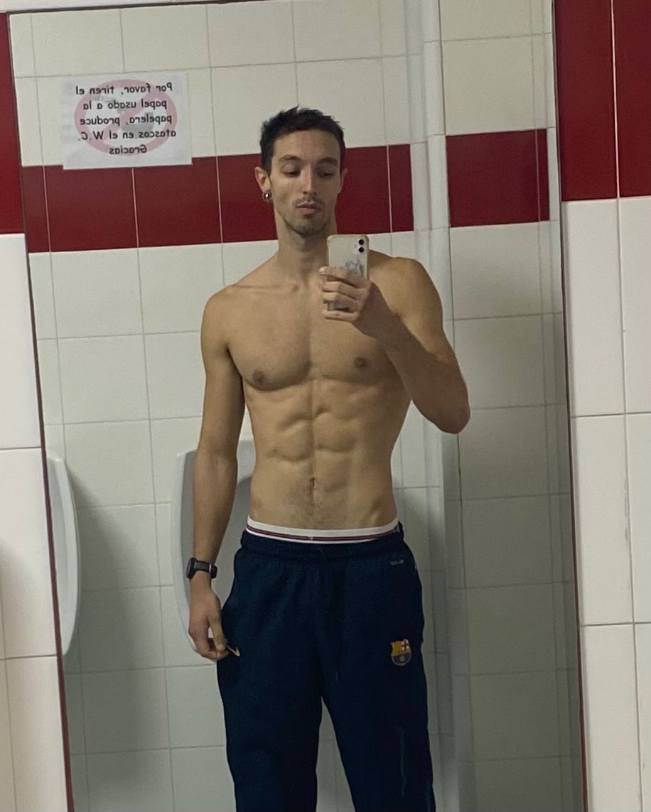 averaquehiha's tweet photo. soy ese chaval q entrena x sensaciones ⛓️‍💥⛓️‍💥🕊️🕊️ https://t.co/GjI0tkYMen