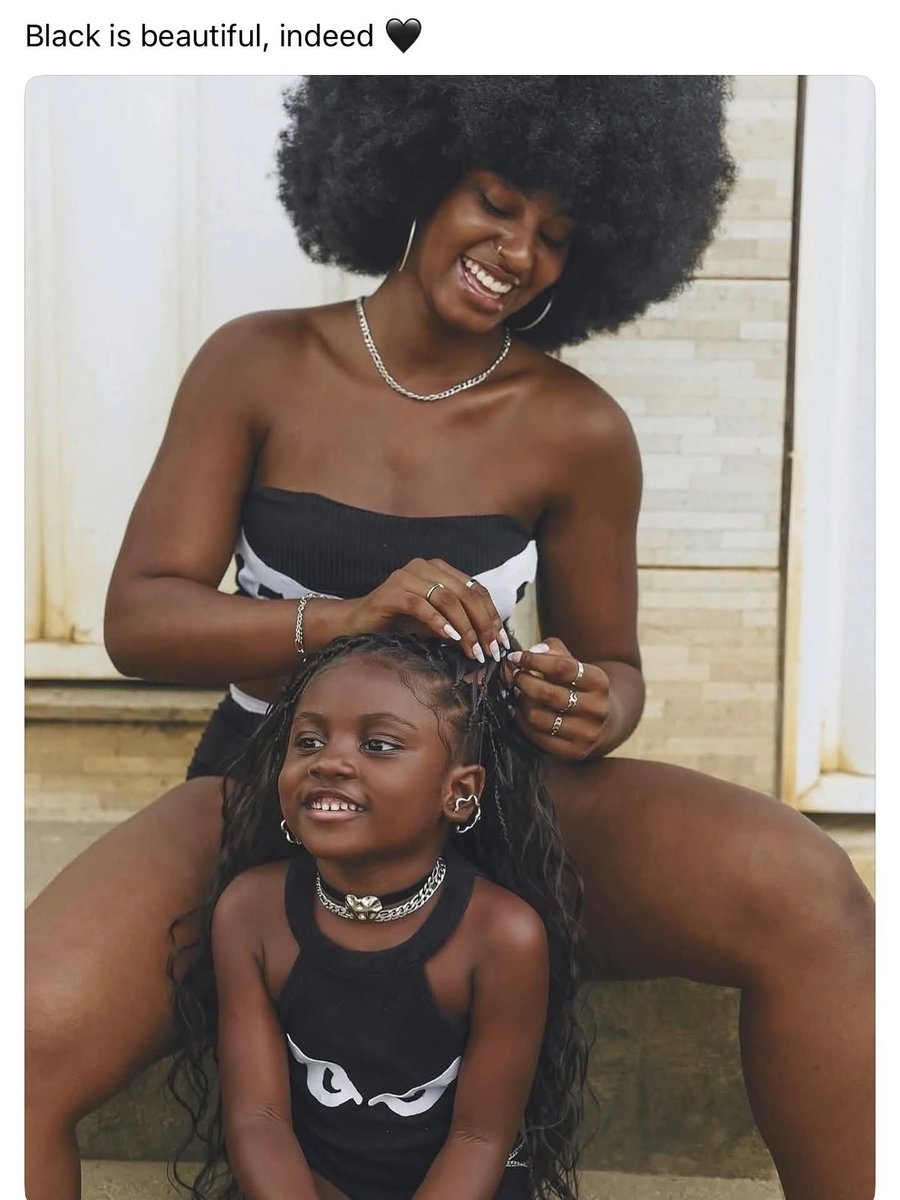 historical_Afr's tweet photo. Glow powered by melanin ❤️ https://t.co/2inR2fmd30