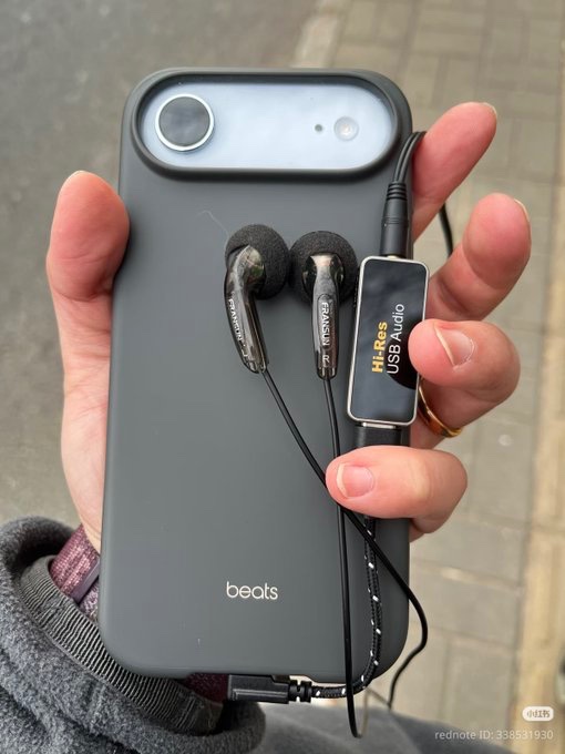 GntlemansGeek's tweet photo. Your devices should serve your life, not consume it. https://t.co/OhvwKujUUS