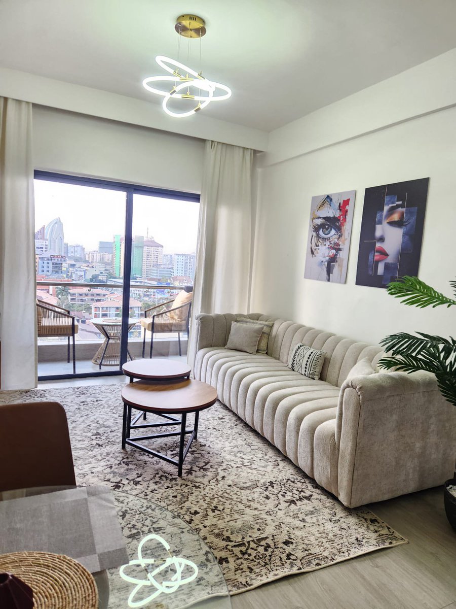 AFDdestinations's tweet photo. I will be the biggest Airbnb super host across the country 🤘 https://t.co/3vBO2wesf3