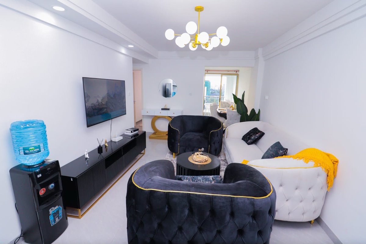AFDdestinations's tweet photo. I will be the biggest Airbnb super host across the country 🤘 https://t.co/3vBO2wesf3