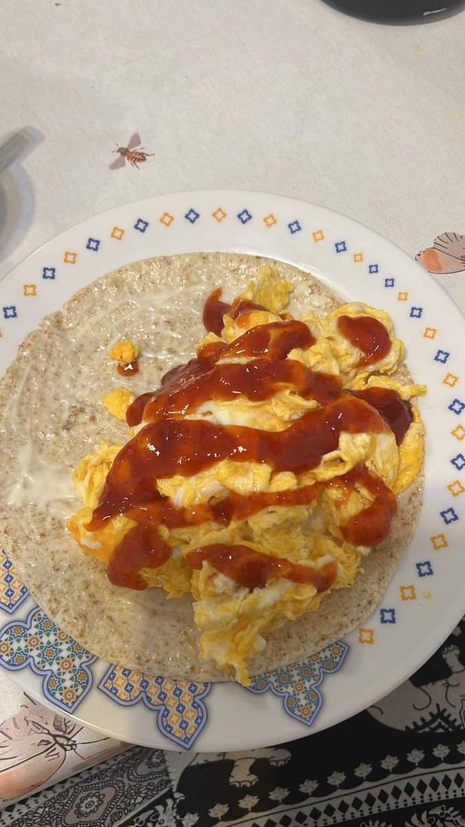 fawwazouthere's tweet photo. Daily meal https://t.co/pdtdvPueNo