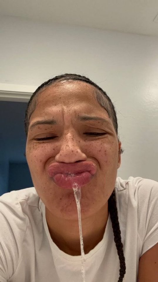 LIPSnBADDIES's tweet photo. freckled lightskin baddie with spitty DSLs 😵‍💫💦💋 (message my telegram @ CEOverse for groups or more)
-
#lips #lipgooner #DSL #biglips #lipfetish #nutty #gooner #gooning #faceporn #goonfuel #juicylips #freckles #spitfetish #pyt #fineshit #baddies #lipgloss #kisses #spit #ebonydsl https://t.co/HsquCcOvnM