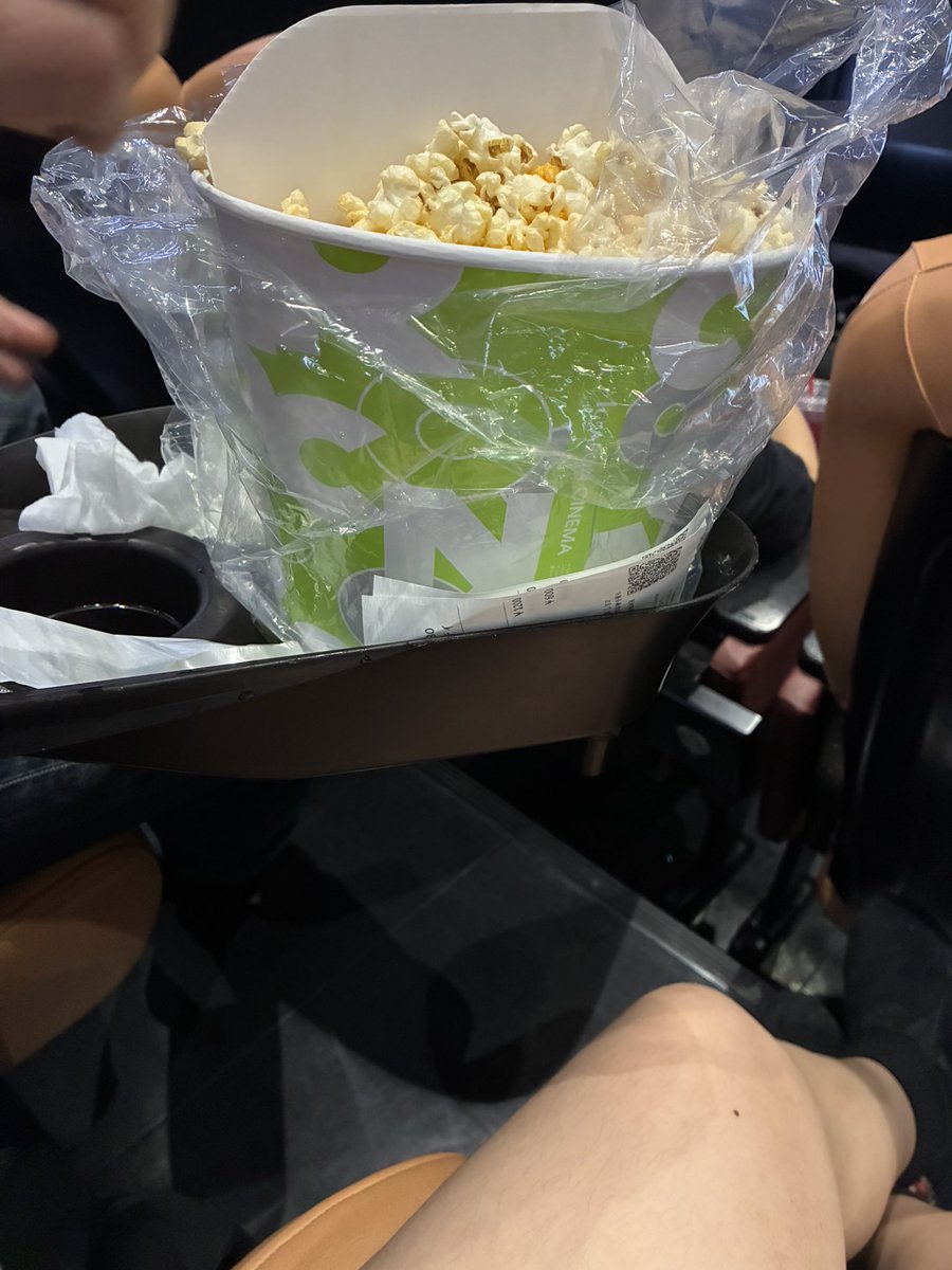 neoki_6's tweet photo. 映画観るー！ https://t.co/krtgcvwDFo