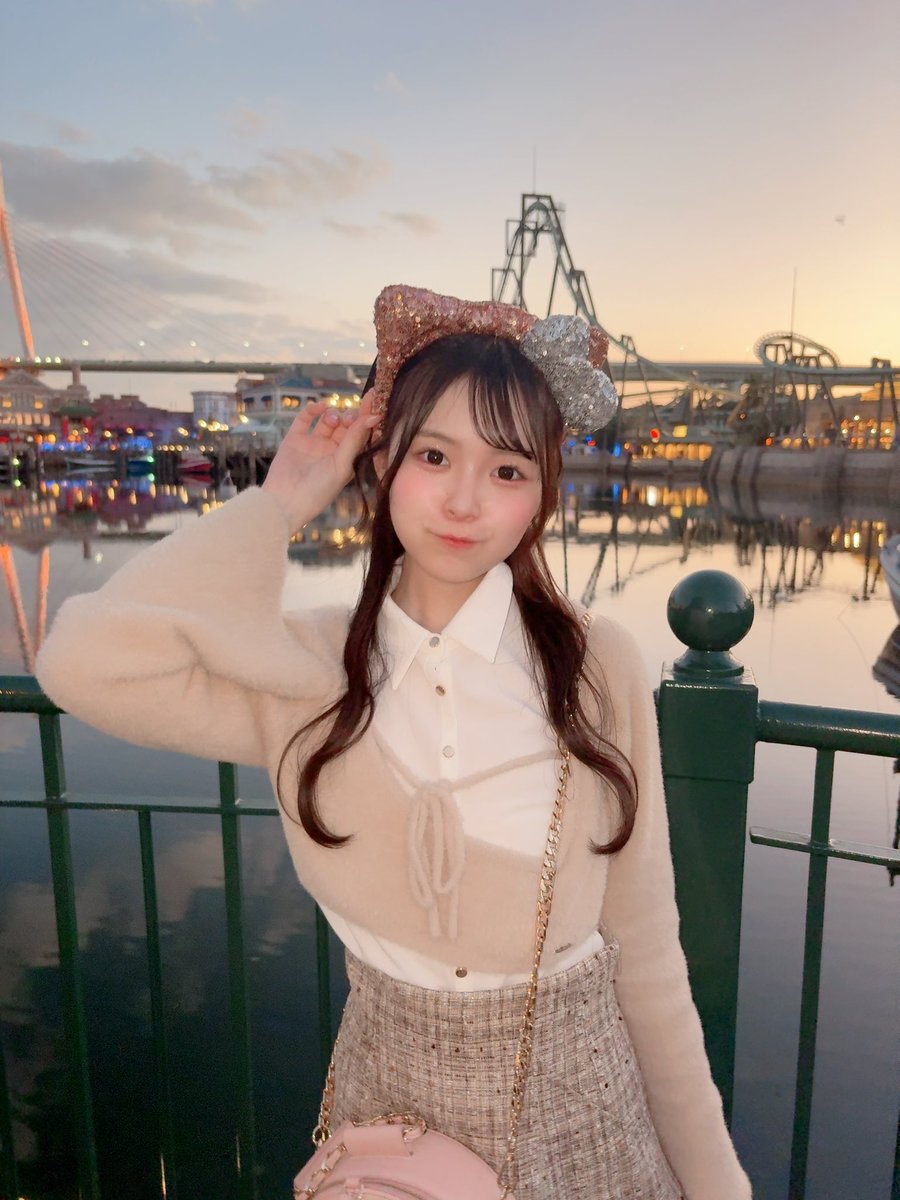 Asanya_48_'s tweet photo. 秋の匂い ふわりと 🍁🍂 https://t.co/I59fP25CqE