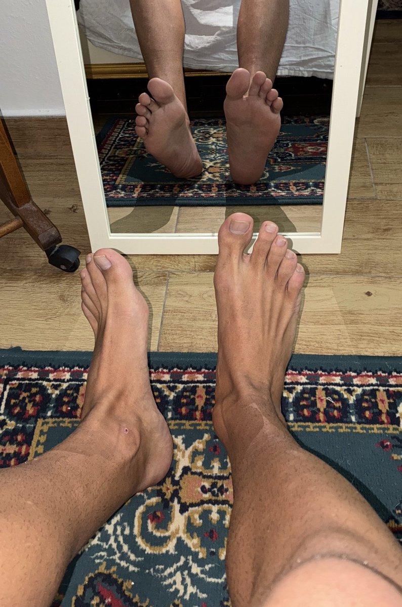 ItalianMaster06's tweet photo. stai per terra a venerarmi frocio 👇🏽
#cashmaster #moneyslave https://t.co/K33kPxDkEJ