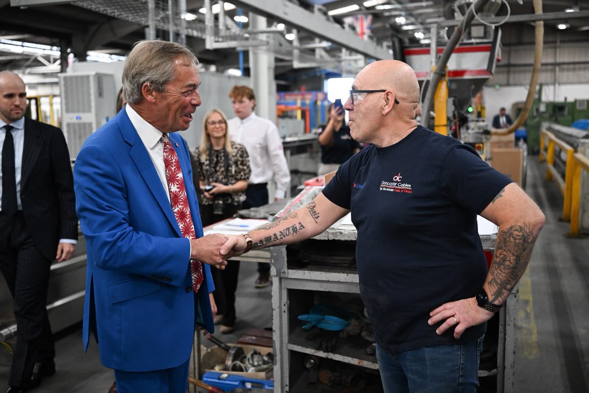 Nigel_Farage's tweet photo. Years of decline under the Tories and Labour have wrecked British manufacturing.

Reform will always support local businesses like Doncaster Cables. https://t.co/jxDCuYT3eL