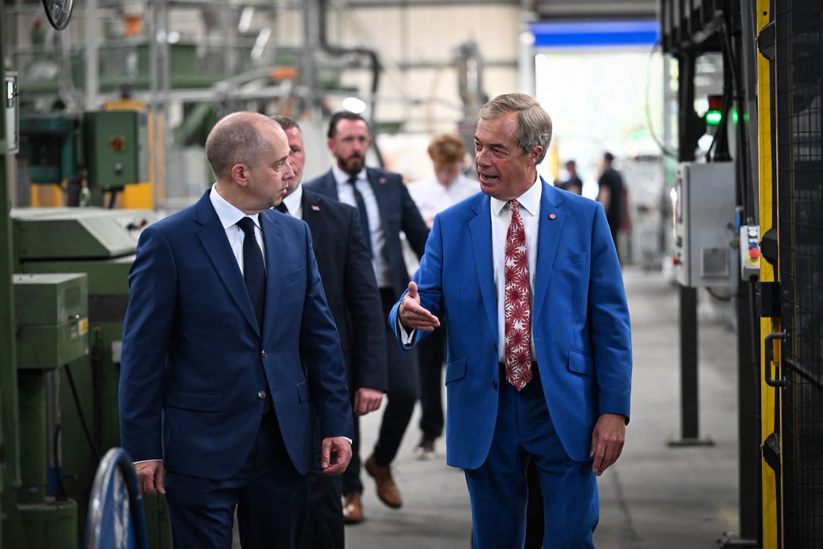 Nigel_Farage's tweet photo. Years of decline under the Tories and Labour have wrecked British manufacturing.

Reform will always support local businesses like Doncaster Cables. https://t.co/jxDCuYT3eL