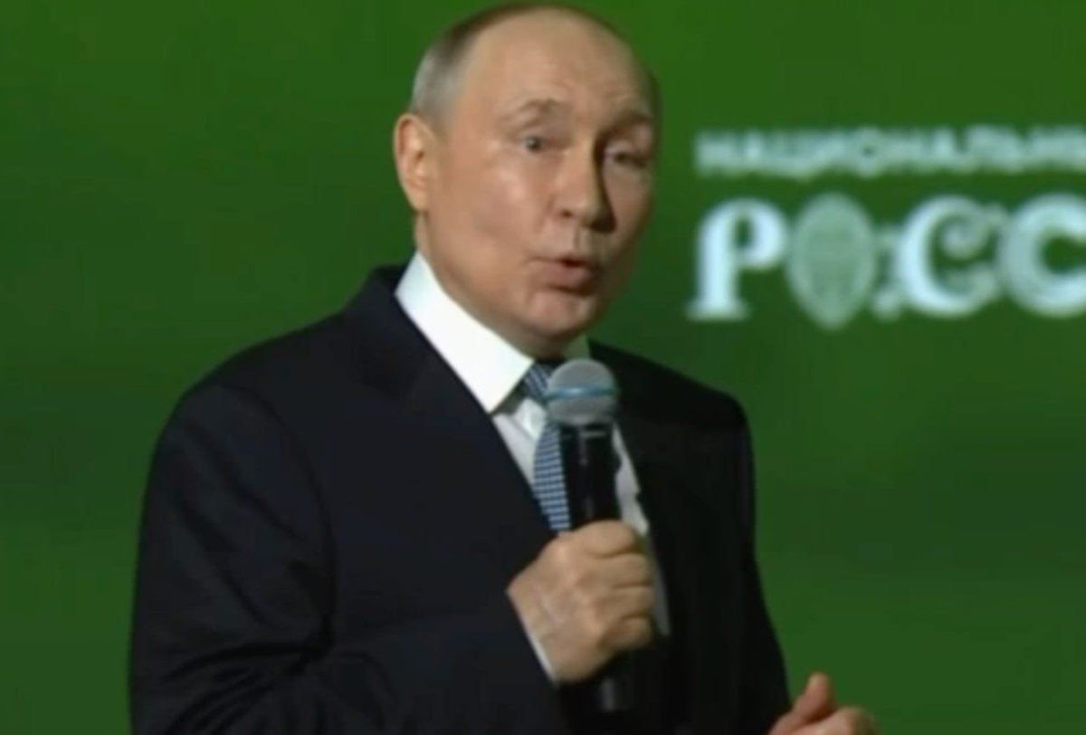 RT by @mikenov: RT by @mikenov: 🤡 Today Putin will deliver a Valdai speech the “whole world is waiting for” — at least Peskov seems convinced of its importance So get ready: today, everyone’s fate may change 🤣🤣🤣
