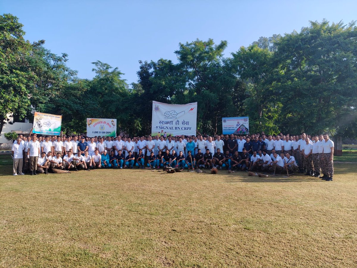 51Crpf's tweet photo. #SwachhataHiSeva 2026!
51Bn, 5SIG, DIGP Chd &amp; NWS @crpfindia joined hands for a mega cleanliness drive under #EkDinEkGhantaEkSaath! 
Shramdaan to create cleaner &amp; greener area!
@ignwscrpf
#SwachhBharat #SHS2026 #CleanIndia @SwachhBharatGov @SwachhBharat @MoHUA_India @MoJSDDWS https://t.co/6cwueaMB5H