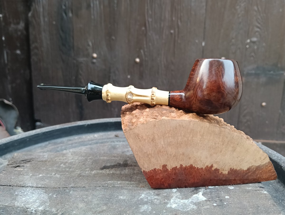 KarimPipeShop's tweet photo. Pipes in stock DM or cek my Etsy Shop
👇👇👇👇👇
https://t.co/DhIb73QJD4

#karimpipes #pipe #pipecommunity #pipeartisan #handcrafted #art #hanmade #everyone #pipes https://t.co/ePTk8HEG30