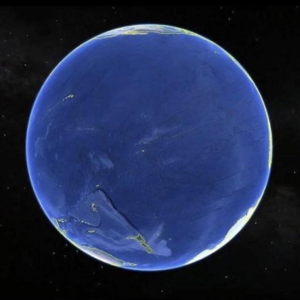 astrooalert's tweet photo. 🚨: This is the side of Earth that we almost never see, the immense Pacific Ocean. https://t.co/zuU3OEb8xB