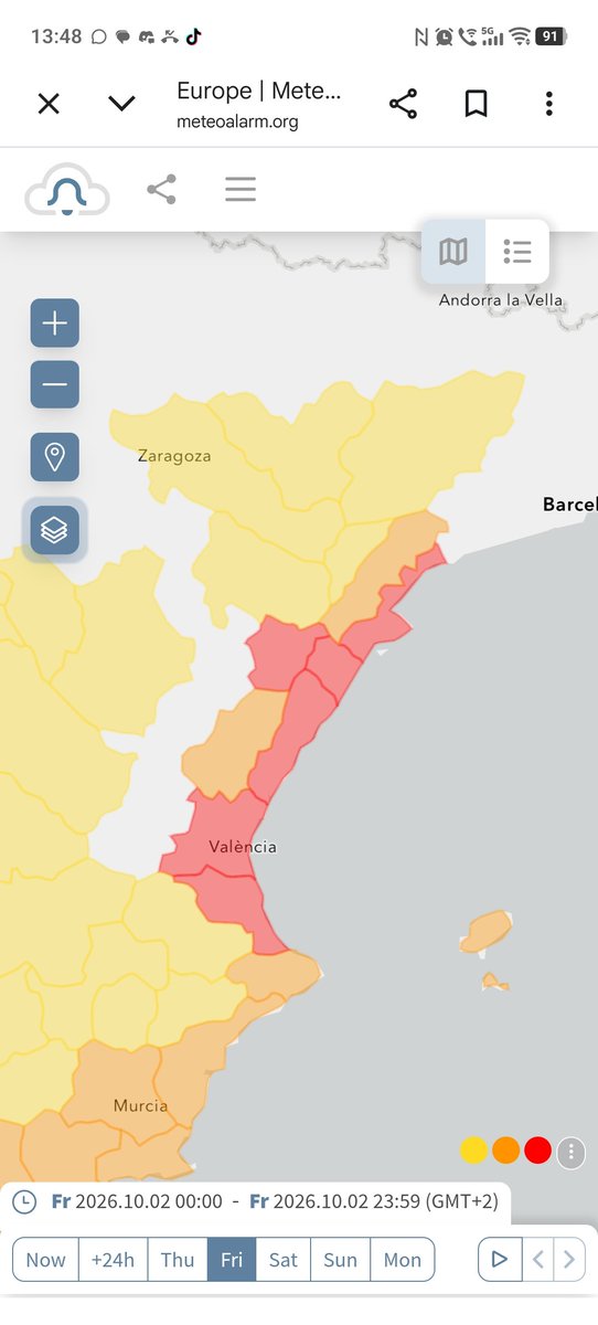 Valencia_WX's tweet photo. Ya avisamos 48h antes. Situación muy peligrosa de nuevo insistimos no por el evento en si, si no por su incertidumbre. 

Serán tormentas irregulares pero muy adversas con intensidades de lluvia excepcionales.

Cuidado porfavor en las próximas 24h desde prácticamente YA. https://t.co/TBGIP9Hl4H