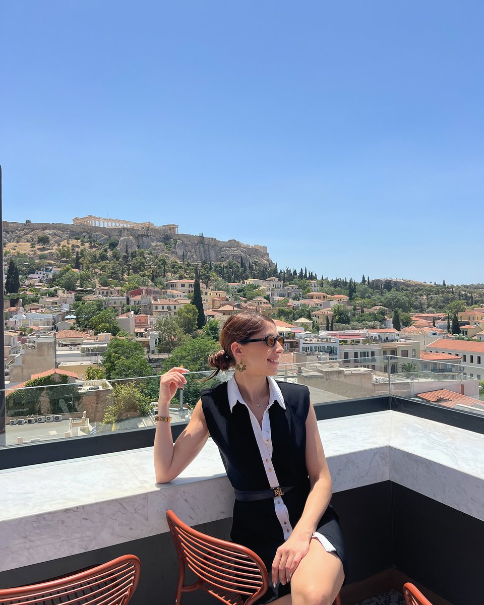 galactikolor's tweet photo. Rooftops are my favourite. https://t.co/pMJicQCA2R