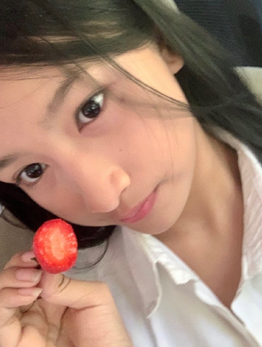 ninjahattoriii_'s tweet photo. @JazLune kalau dikasih kesempatan ngobrol sama jazzy, mungkin saya cuma mau bilang makasih karena selama ini udah selalu memberikan energi positif lewat senyum dan semangatnya. semoga jazzy juga selalu dikelilingi halΒ² baik dan terus jadi jazzy yang ceria π€π»
#Zymeet https://t.co/tAEaf4ri7e