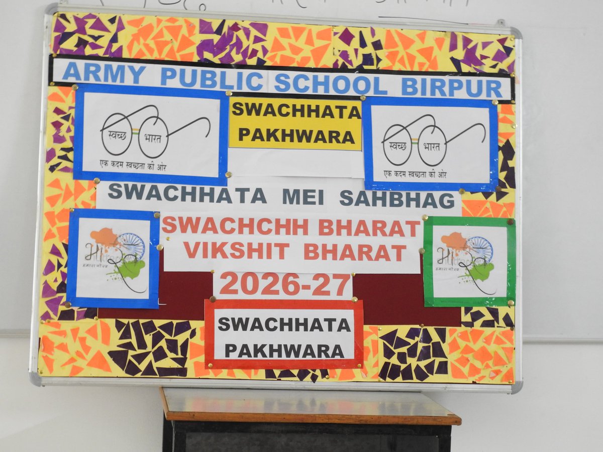 Apsbirpur's tweet photo. Army Public School Birpur led the charge towards a cleaner India with a cleanliness drive at Tapkeshwar Temple, school Shramdaan, a creative Swachh Bharat poster competition, and a united Swachhata Pledge during assembly! 🇮🇳💪

#APSBirpur #SwachhBharat #SwachhataHiSeva #Shramdaan #CleanIndia