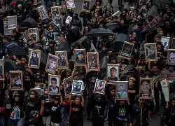JakartaCasual's tweet photo. On this day 4 years ago...

...135 football fans went to a game...and never returned

Indonesian football fans don't forget anniversaries - have the @PSSI or the @ileague_id said anything today about the Kanjuruhan Tragedy? https://t.co/uAhVY6TDeA