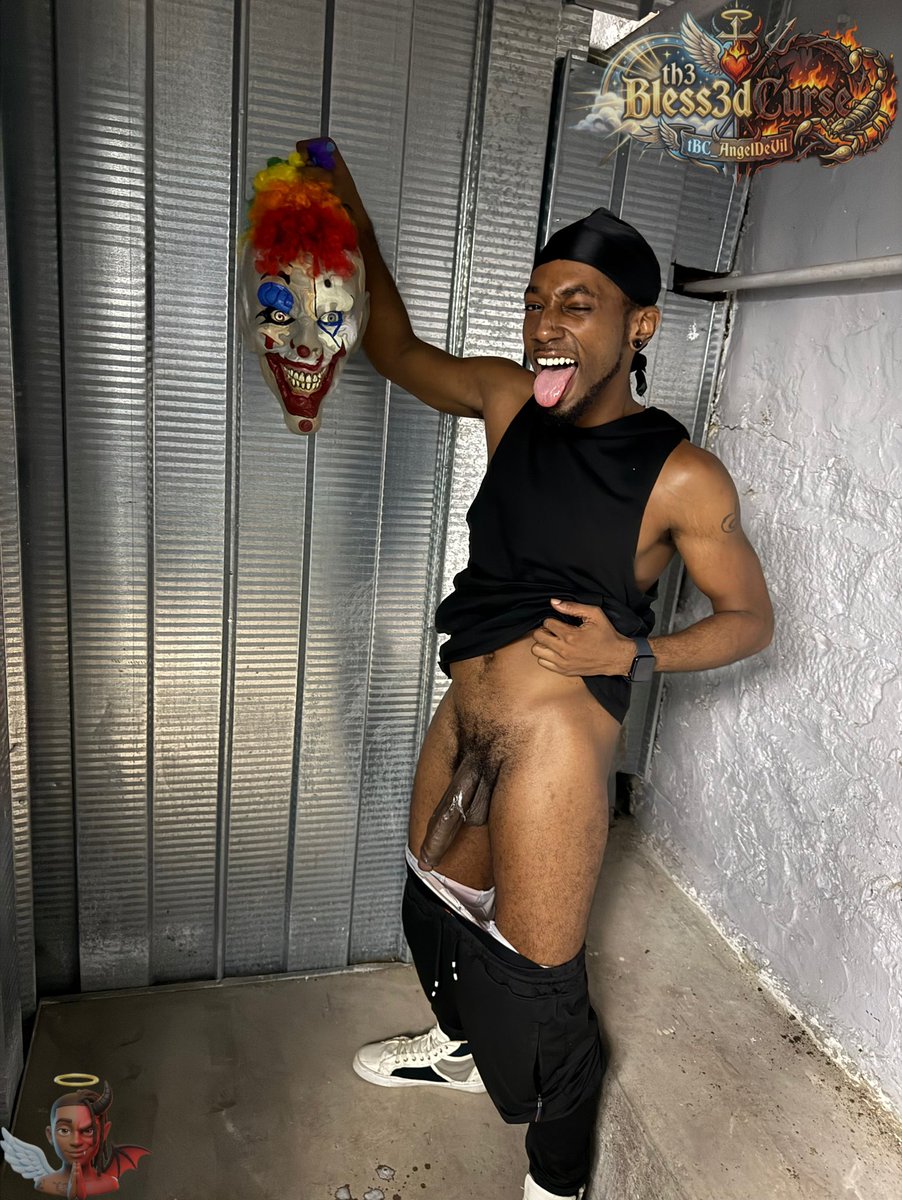 tBC_AngelDeVil's tweet photo. I like my treats with Slob and tongue tricks❗️❕🎃🤡👼🏽😈 https://t.co/hBtwf1vIZI