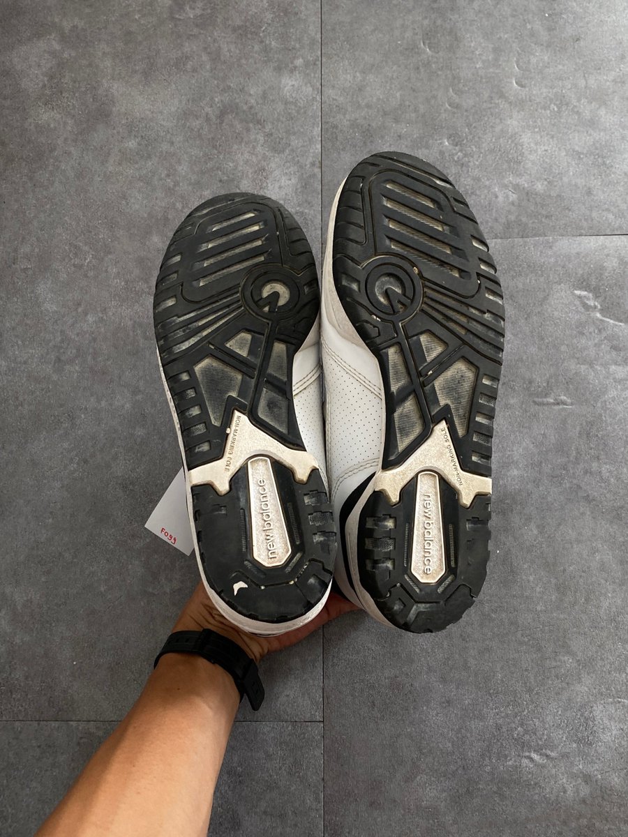 pickesyxv's tweet photo. New Balance 550 Black White
•Ori second
•Good Condition 9/10
•Size 41.5 / 26 cm (ONLY SIZE)
•Price 450.000,-

Segala detail dan order bisa hubungi DM
Bisa rekber oren📦
#wts #wtb #sepatu https://t.co/YCHAynLBUf