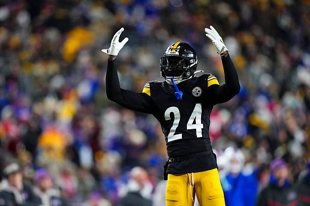 AdamSchefter's tweet photo. There is “a chance” that new Cowboys CB Joey Porter will make his Dallas debut Sunday vs. the Texans, per league source. The Cowboys are going to work to get him ready for Sunday, and need him with their secondary depleted by injury.

Porter could go from being ruled out for tonight’s game in Cleveland….to playing Sunday vs. the Texans.