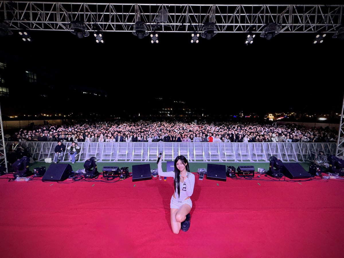 official_i_dle's tweet photo. [📸] 261001 @ 끝내주는 #한경국립대학교

#아이들 #idle
#소연 #SOYEON https://t.co/yXEGkVa31Z