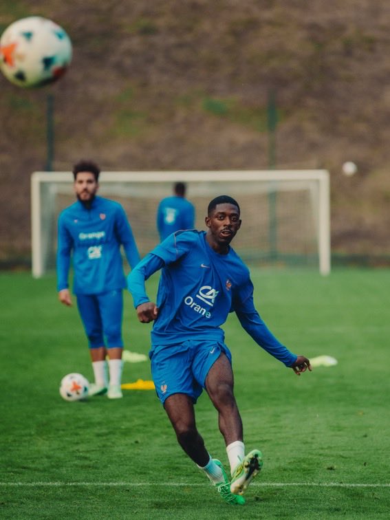 sofialanssari's tweet photo. Notre équipe nationale se prépare pour le match de demain contre l'Italie.🇫🇷🇫🇷🇫🇷

Allez les bleus 🇫🇷 🇨🇵 🇨🇵 https://t.co/OMeR8GqAHf