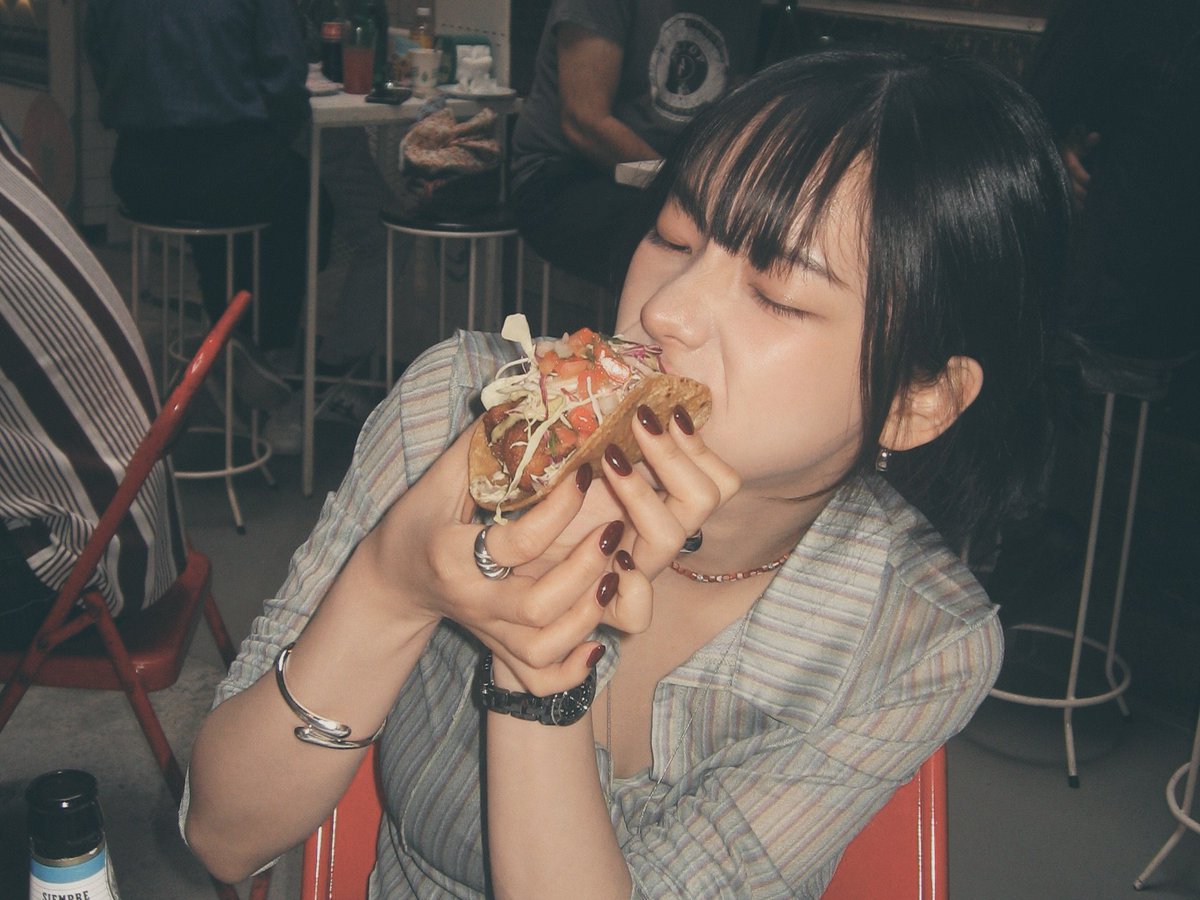 kawxrina's tweet photo. yummyy! wanna join? https://t.co/zJaLhICgRJ