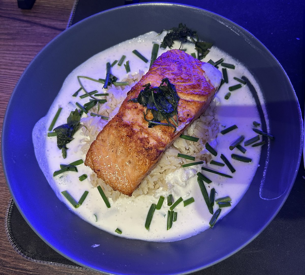 SolarLumi's tweet photo. I treated myself to some salmon with rice, it was quite nice I have to say https://t.co/tXWuE6KU3X