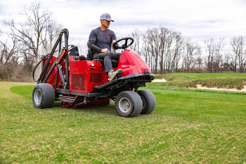 LAPUMagazine's tweet photo. Product of the Day is the @baronessuk FS900 sweeper/collector, part of its showcase of industry-leading mowing technology at @SALTEX_show  2026 https://t.co/7LystS36kC https://t.co/ZSenEUmPdq