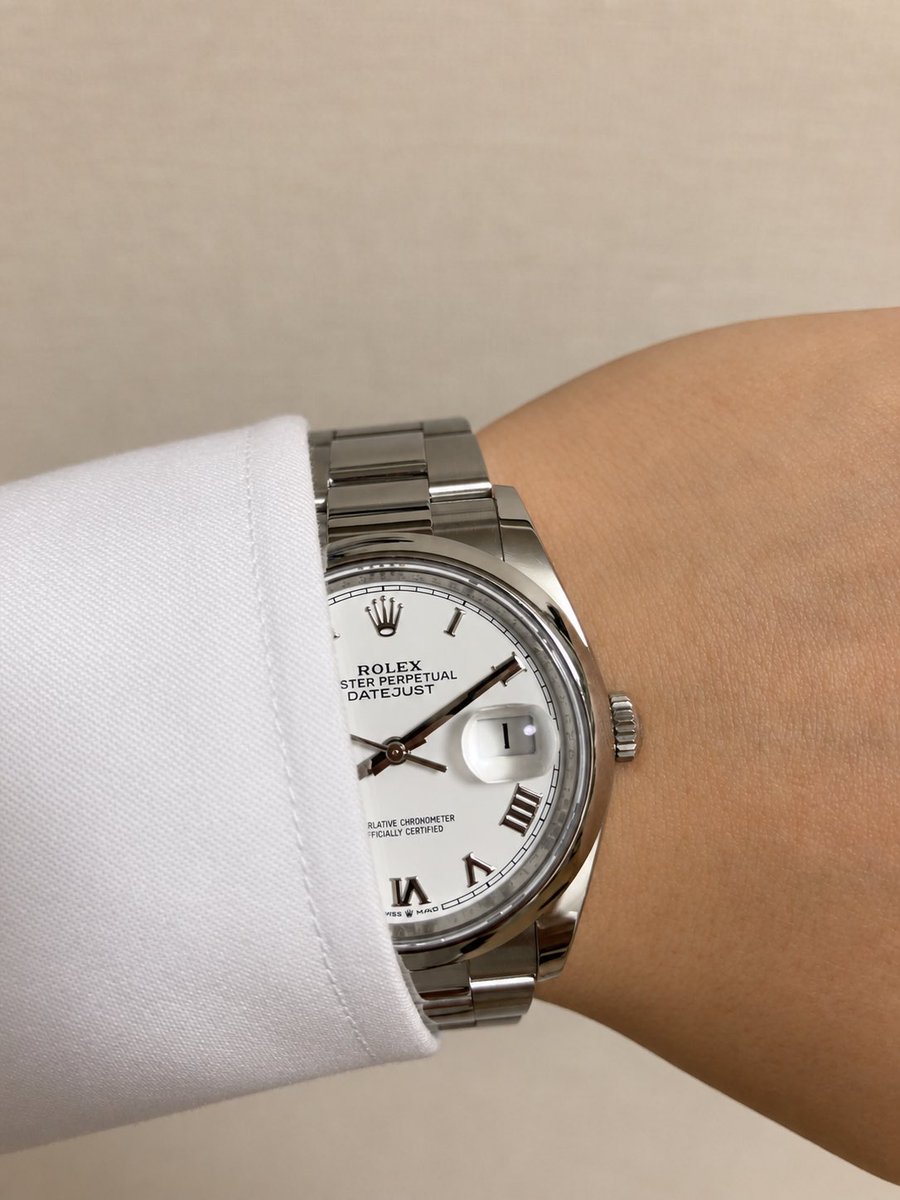 SatoshiMotonaka's tweet photo. 袖からチラ見せホワイトローマン
つけ心地は最高です☺️☺️☺️
ROLEX DATEJUST36 Ref.126200 https://t.co/nWS8m2n0Qs