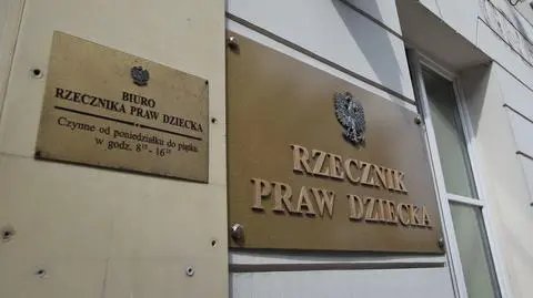 Magda7lena7's tweet photo. Administrare znaczy służyć.

RPD powinna być tarczą dla dziecka i wsparciem dla rodziny, nie instytucją, której rodzice zaczynają się bać. Ochrona dzieci wymaga reakcji na krzywdę, ale też rozwagi, proporcjonalności i zrozumienia realiów rodzicielstwa. #RPD https://t.co/vROYADIguL