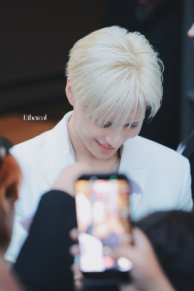 Ethereal_718's tweet photo. 𝟐𝟔𝟎𝟗𝟐𝟗 

𝐌𝐚𝐢𝐬𝐨𝐧 𝐌𝐚𝐫𝐠𝐢𝐞𝐥𝐚 𝐒𝐩𝐫𝐢𝐧𝐠 𝐒𝐮𝐦𝐦𝐞𝐫   
                      𝟐𝟎𝟐𝟕 𝐬𝐡𝐨𝐰

                ɢᴇɴᴛʟᴇ ᴀɴɢᴇʟ🪽

#태민 #TAEMIN #テミン #泰民 
#TAEMINxMaisonMargielaSS27
#TAEMINxMaisonMargiela
#MaisonMargiela https://t.co/eDjtMgj3kW