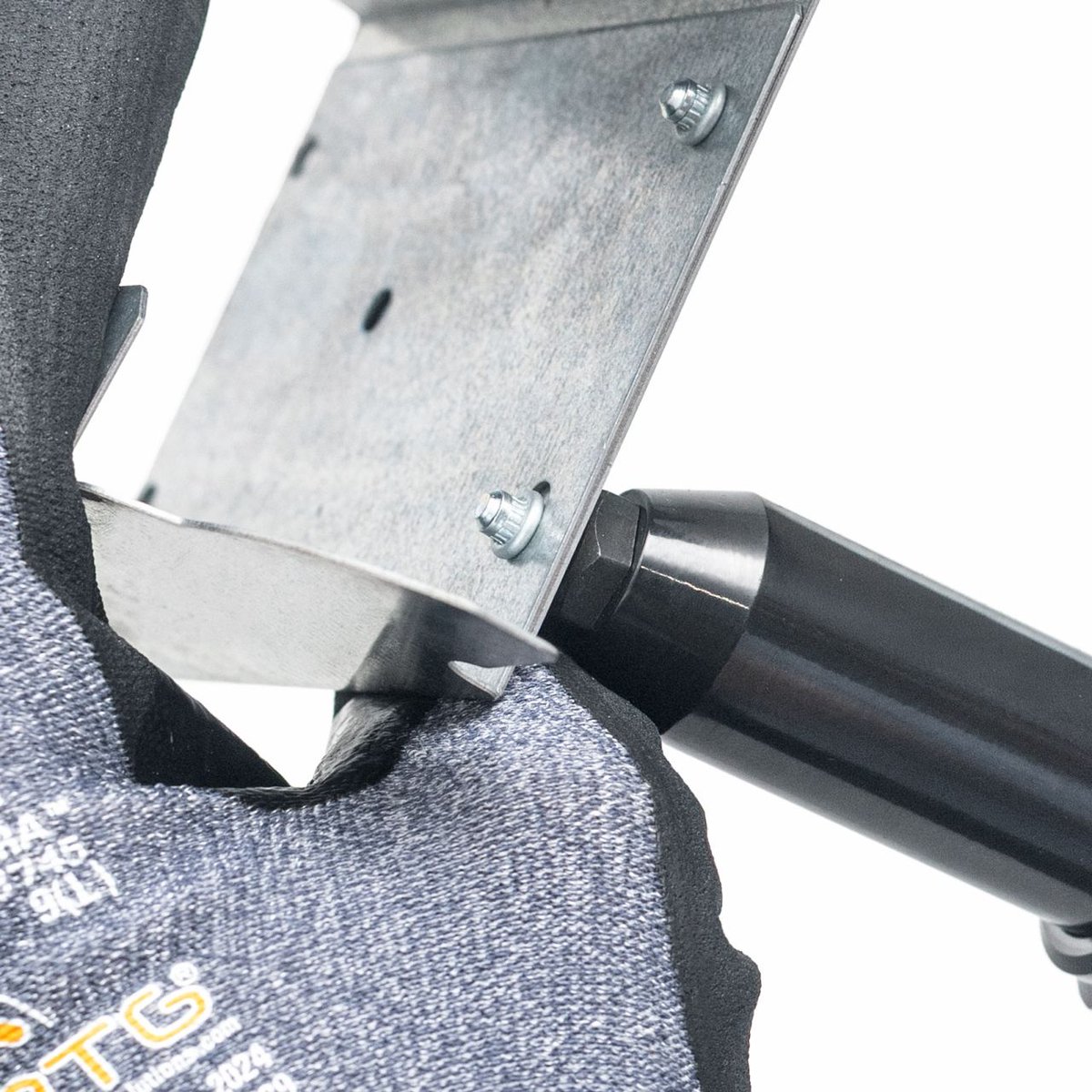 GoebelFasteners's tweet photo. Do you know about the #GOEBEL blind rivets and tools?
The GO-BULB can easily be set with the GOEBEL riveting tools like the BR2.

If you are interested in our products or need to know more about them please contact our sales team. https://t.co/mqFhFJq7ce