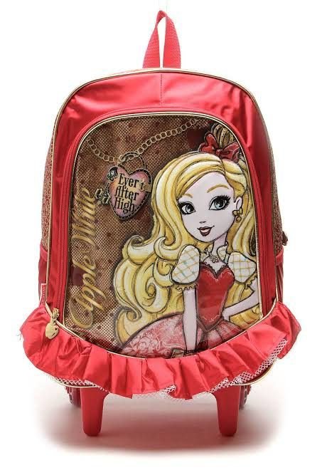 m_bi4ncaa's tweet photo. as primeiras mochilas de uma garota q era feliz: https://t.co/kXoMm8RceX