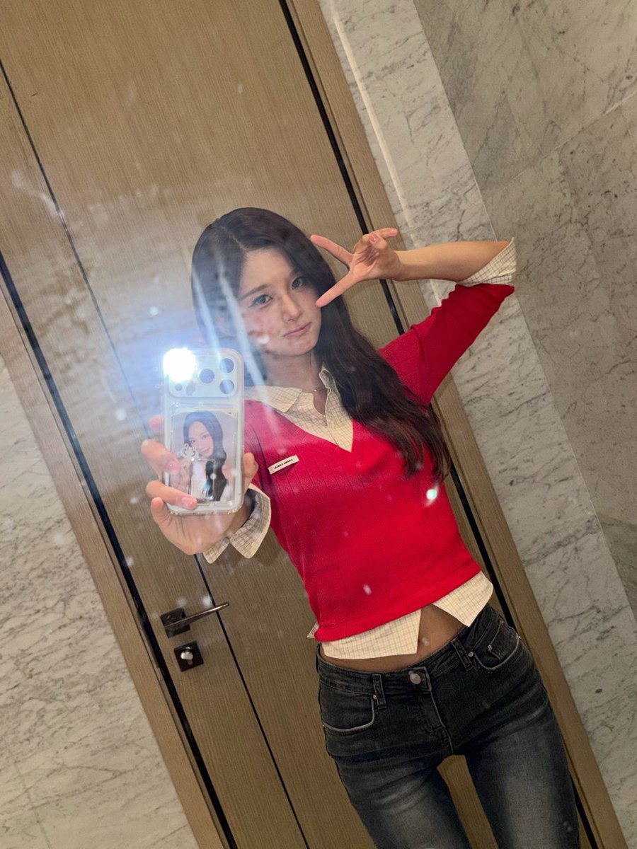 _zip2026's tweet photo. 📁 zip님이 드리는 ABLY 전상품 5% 쿠폰  
- 쿠폰 바로 등록 : https://t.co/yG9s1S9059   

📁 엔믹스 설윤 가성비 손민수.zip 
- 4만원대 부츠컷팬츠 ♥️

🔗 [블랙업] LONG SLIM BOOTS-CUT 017
https://t.co/Se4eVhD3p7
https://t.co/MpoUEsEwOz

#SULLYOON #NMIXX https://t.co/Lk7ufCAMxi