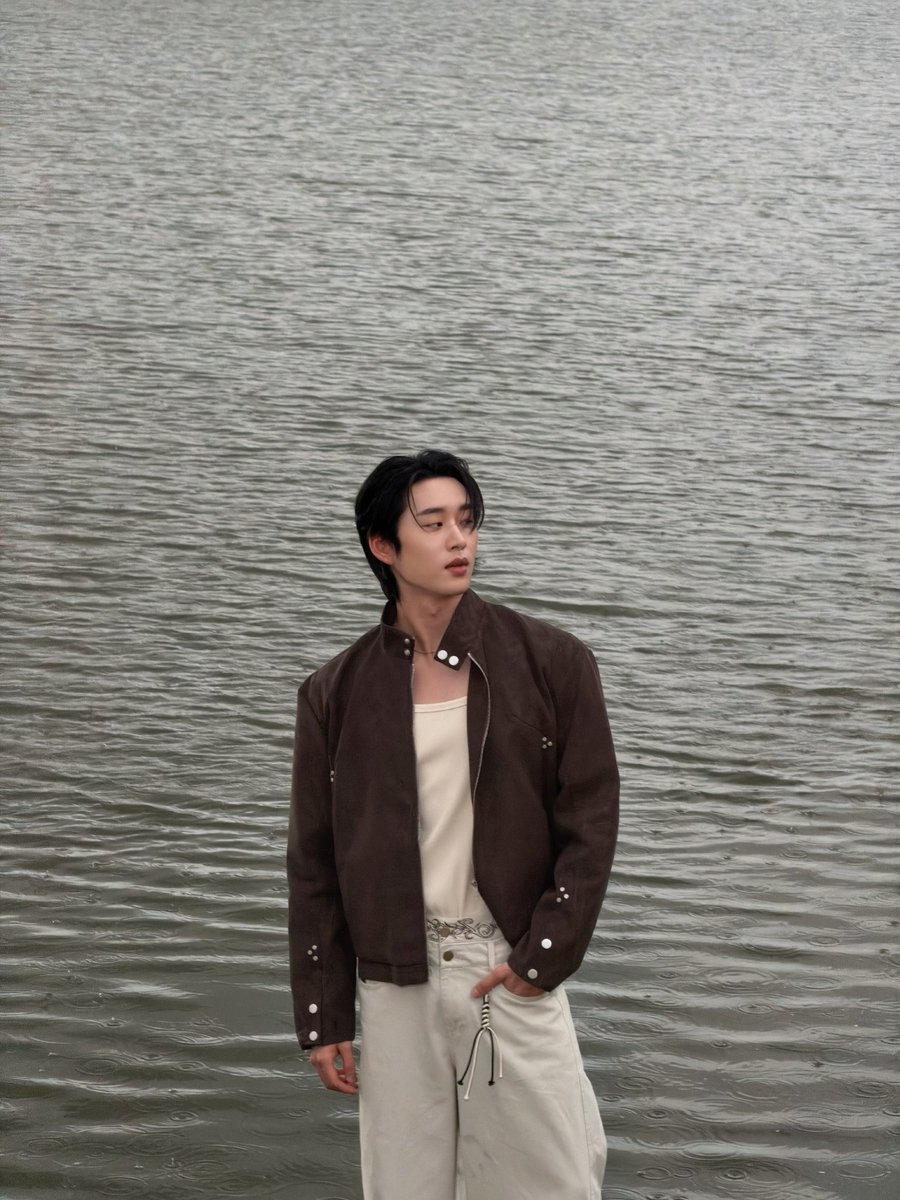 harxeuphoria's tweet photo. EST INSTAGRAM UPDATE!! 😽🩵

🦈: By Heart

꒰ #est_rvp ꒱ 
#ByHeartMV https://t.co/GBHfKPEcfp