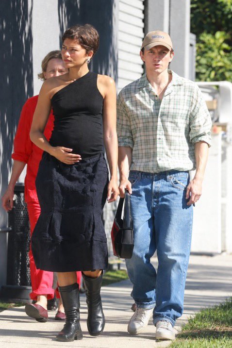 Mirabelisher's tweet photo. Tom Holland went live today and dropped a bombshell about Zendaya, claiming he’s filed for divorce after finding out she’s pregnant with her ex-boyfriend Jacob Elordi’s baby.

When a fan asked how he knew the baby wasn’t his, Tom replied: “I’m impotent. I can’t impregnate a lady, so how am I supposed to believe I’m the father? If she’s pregnant, then she cheated on me. I’m done with Zendaya for good.”