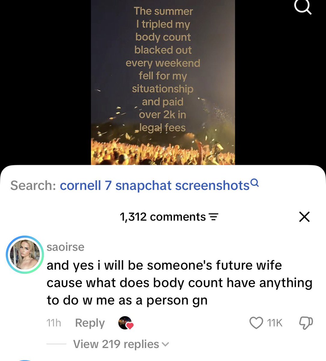 postmanShmerg's tweet photo. Comment section completely filled to the brim with future Jane Does https://t.co/XQCq9N8WSM