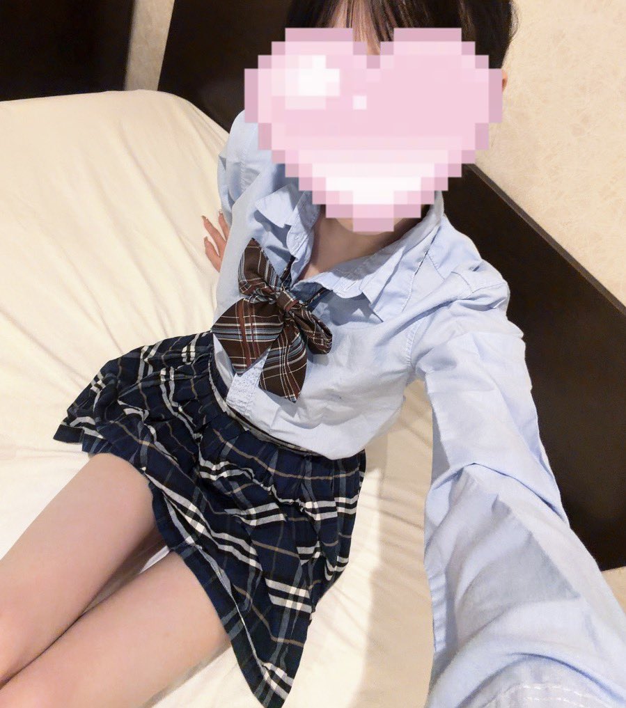 mika____dayo's tweet photo. 今日暑かったね🥵
でも明日からまた寒くなるってー！
そろそろ秋服着ようかな💭 https://t.co/YMJBMHre7D
