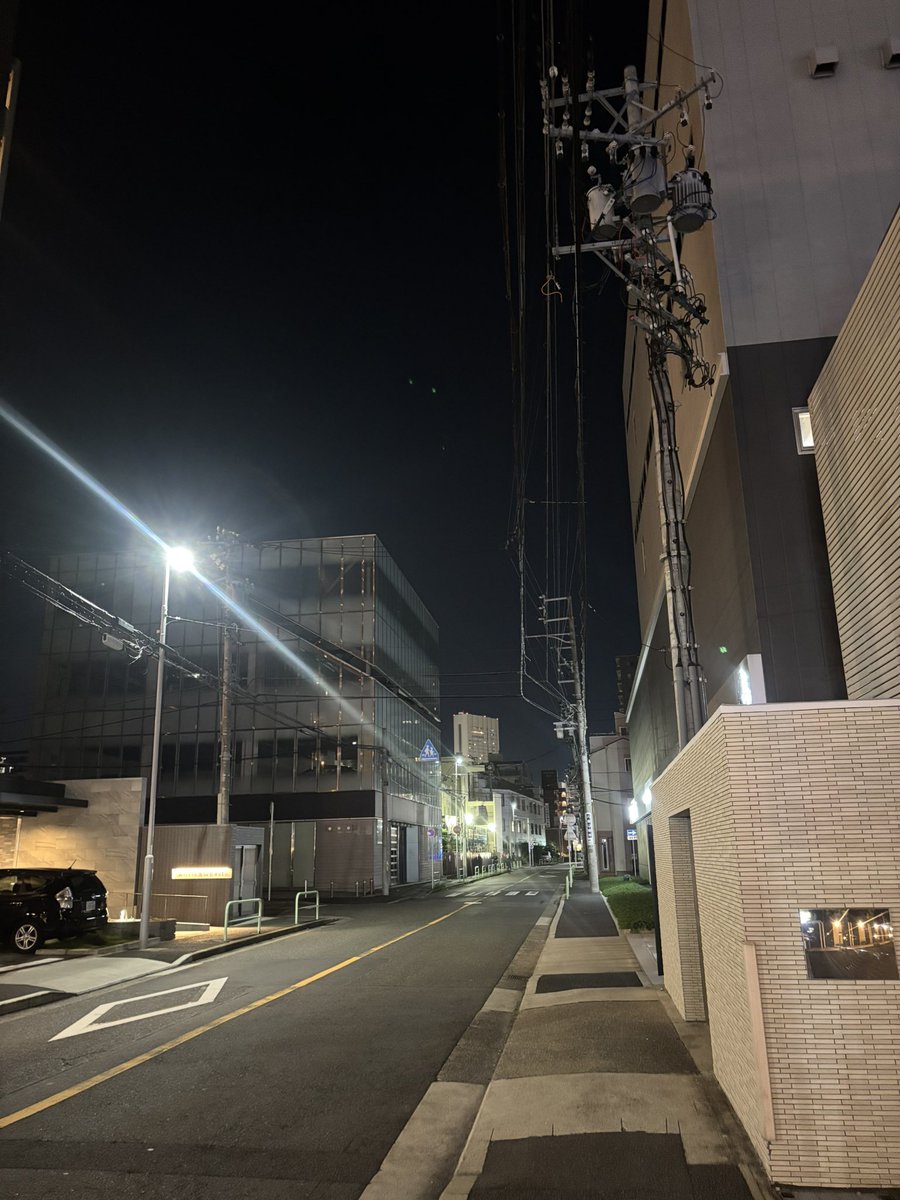 7napq7a's tweet photo. 友達と金山で遊ぶ予定だったけどドタキャンされちゃったから1人でふわふわ歩いてます( *´꒫`)この辺わかる人居たりする？？🥺︎
 #金山 https://t.co/syeJMIpne6